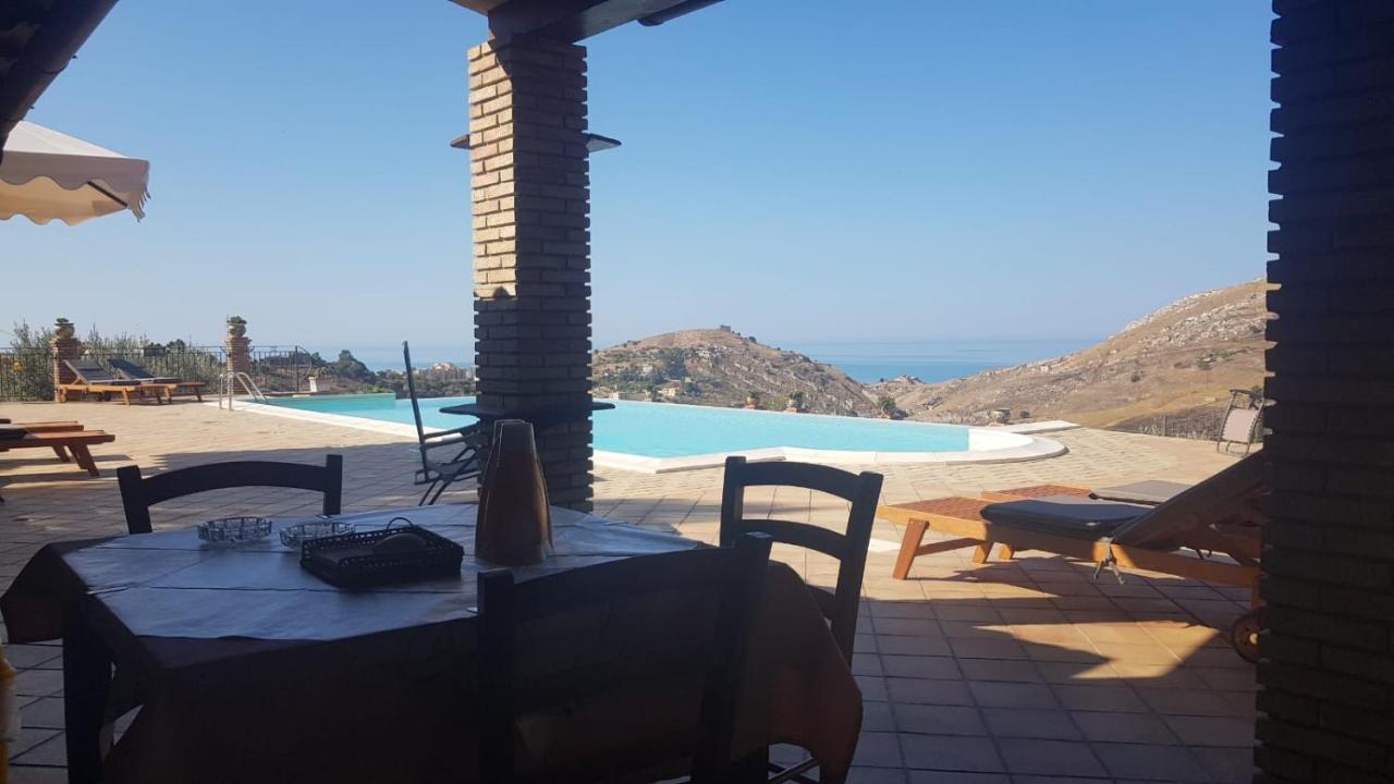 B&B A Robba de Pupi Agrigento Exterior foto