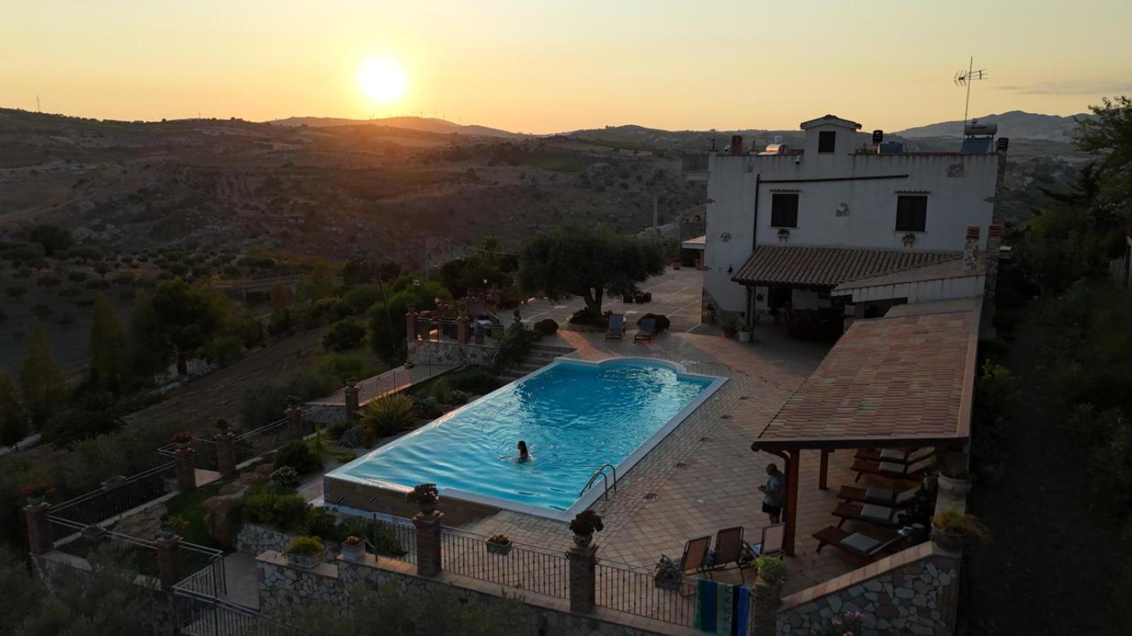 B&B A Robba de Pupi Agrigento Exterior foto