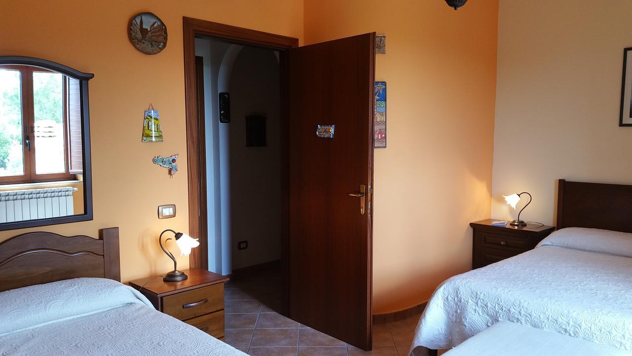 B&B A Robba de Pupi Agrigento Exterior foto